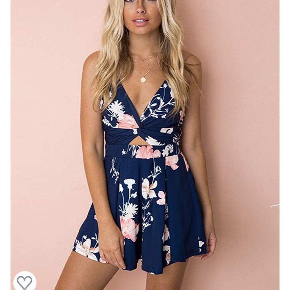 Women’s V-neck Floral Spaghetti Strap Romper